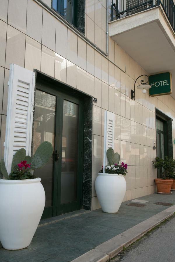 Hotel Bisceglie Luaran gambar